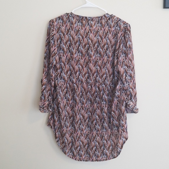 Patterned Laced Top - Picture 2 of 5